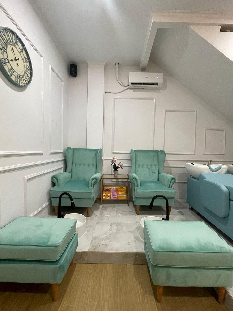 Ruang Nail Care Inner Salon Muslimah